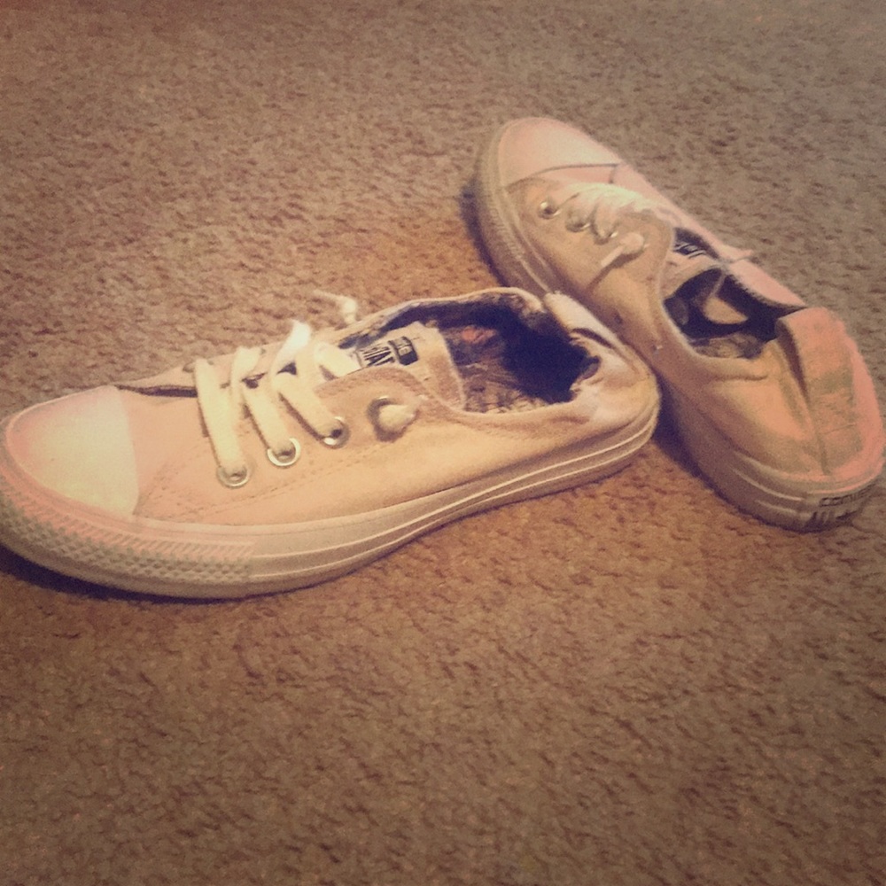 Women’s slip on converse